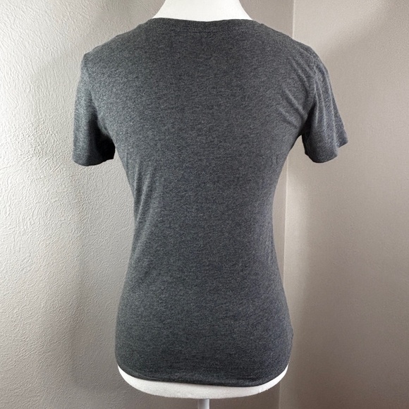 Everlane Organic Cotton V-Neck T-Shirt - Gray - Picture 3 of 8